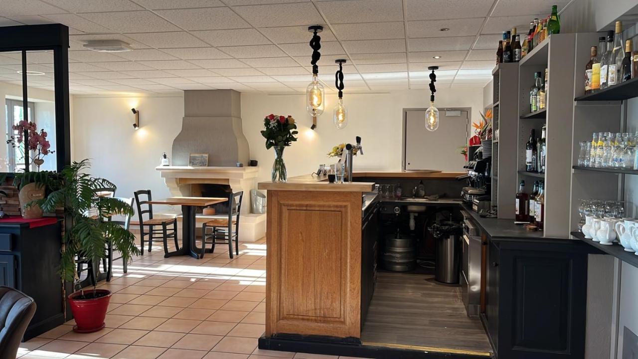 Gite - Auberge Du Midi Saint-Antoine  エクステリア 写真