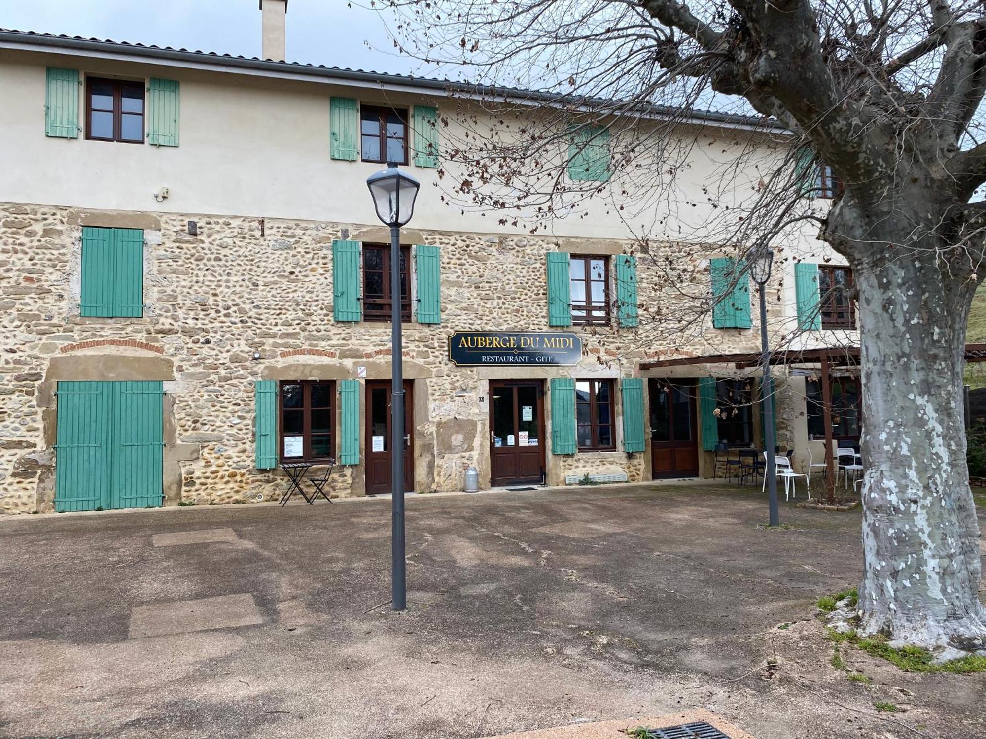 Gite - Auberge Du Midi Saint-Antoine  エクステリア 写真