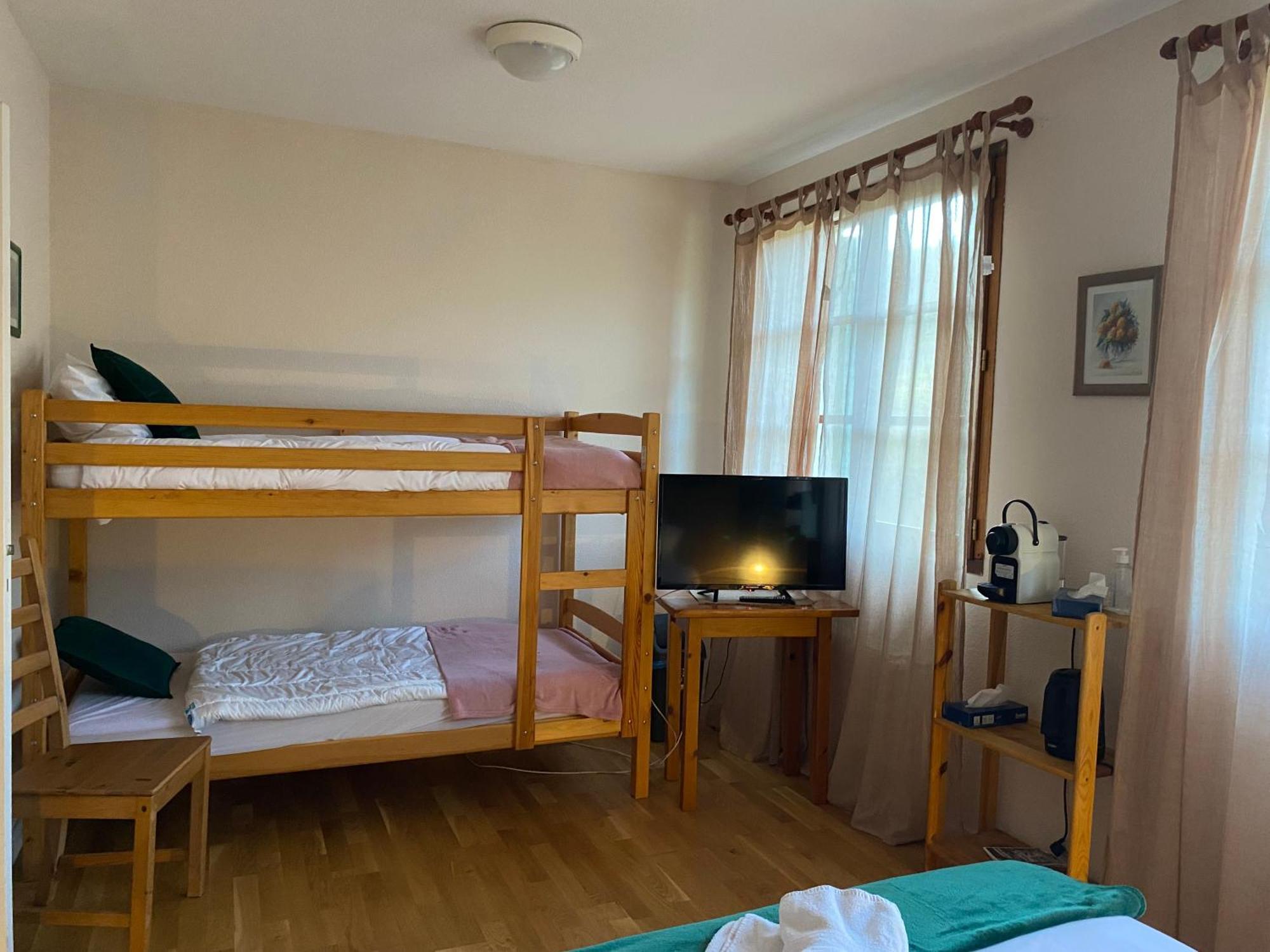 Gite - Auberge Du Midi Saint-Antoine  エクステリア 写真