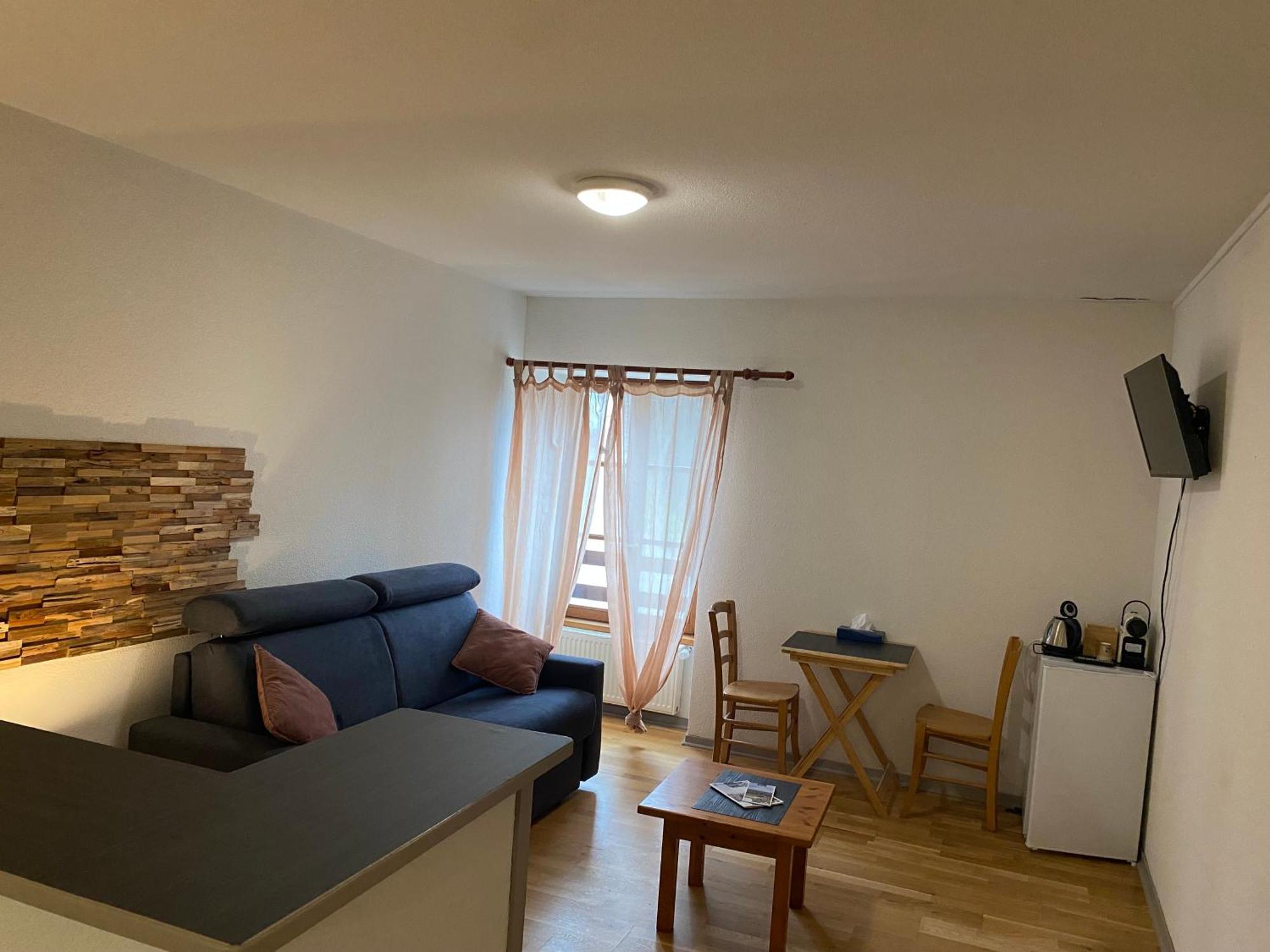 Gite - Auberge Du Midi Saint-Antoine  エクステリア 写真